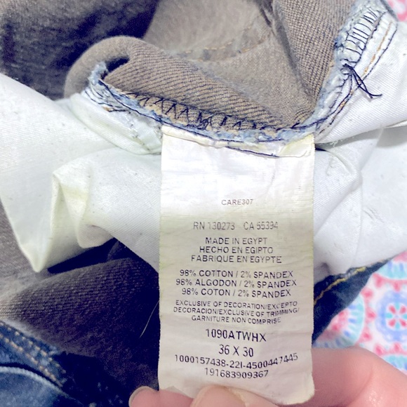 Wrangler Athletic Fit Men’s 36x30 - Picture 5 of 5